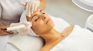 What Is a Hydrafacial? How It Works, Benefits, And More