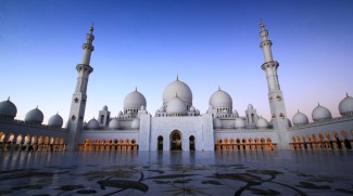 Sheikh Zayed Grand Mosque Welcomes 3.3 Million Visitors
