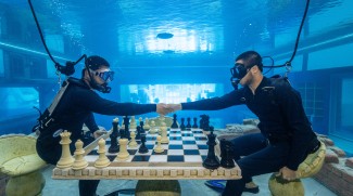 Unique Underwater Chess Tournament Hosted In Dubai