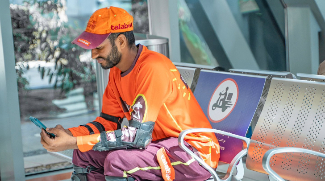 Dubai Sets Up 15 Air-Conditioned Rest Areas For Delivery Riders