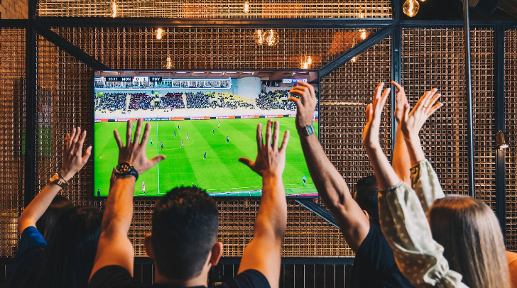 Watch Your Premier League Team With Fellow Fans At These Dedicated Supporters Club Bars