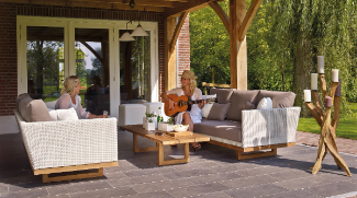 Elevate Your Outdoor Spaces With Durable And Chic UAE Outdoor Furniture