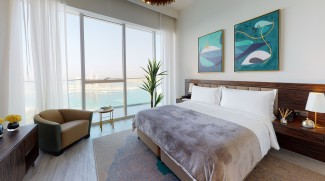 Live In Luxury And Enjoy Palm Views, At Palm View