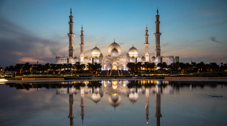 Sheikh Zayed Grand Mosque Welcomes 570,113 Visitors During First Half Of Ramadan