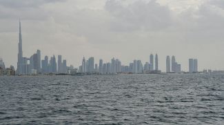 Cloudy Skies, Slight Rain Forecast Across UAE Until 23 April