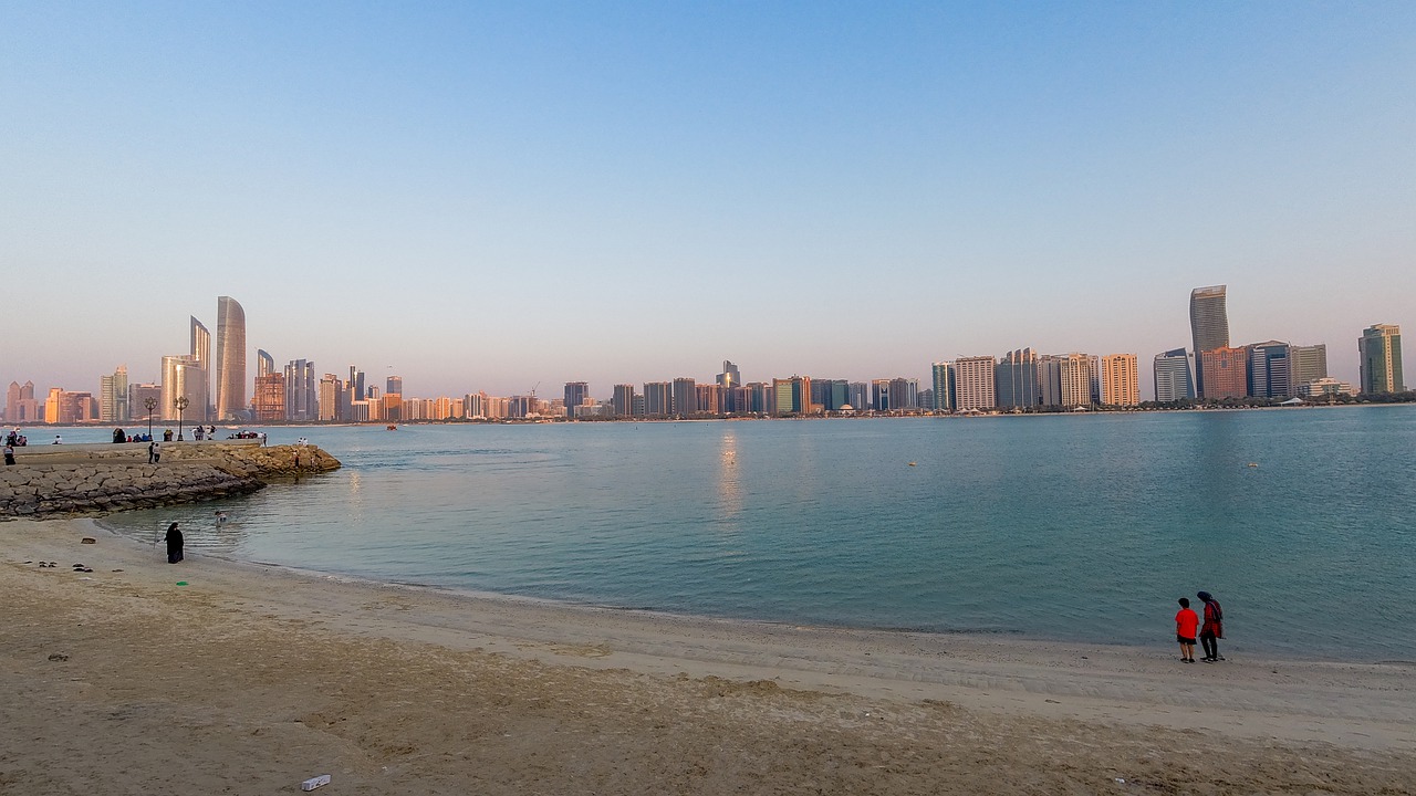Abu Dhabi Announces New Beach Timings For Winter