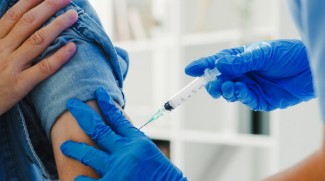Pharmacies To Now Give Vaccinations