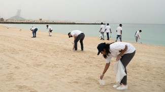Beach Clean Up Held By Rixos And Dubai Municipality