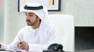 His Highness Sheikh Hamdan Announces Early Salary Payment For Dubai Government Employees