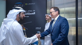His Highness Sheikh Hamdan Witnessed Landmark Partnership For Moon Landing
