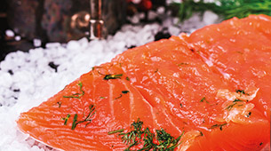 Natural Nutrition: Turmeric Spiced Salmon