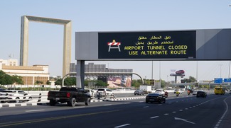 Dubai Cuts Travel Times By Up To 20% With Real-Time Electronic Road Signs
