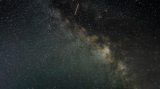 Register To Watch The Perseid Meteor Shower In The UAE
