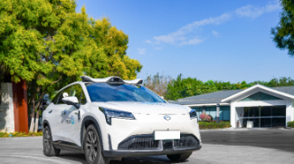 Dubai To Begin Trial Of Self-Driving Taxis This Year